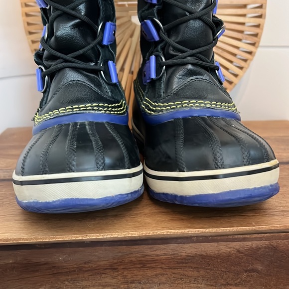 Sorel girls Joan of arctic water proof boot - Picture 5 of 17